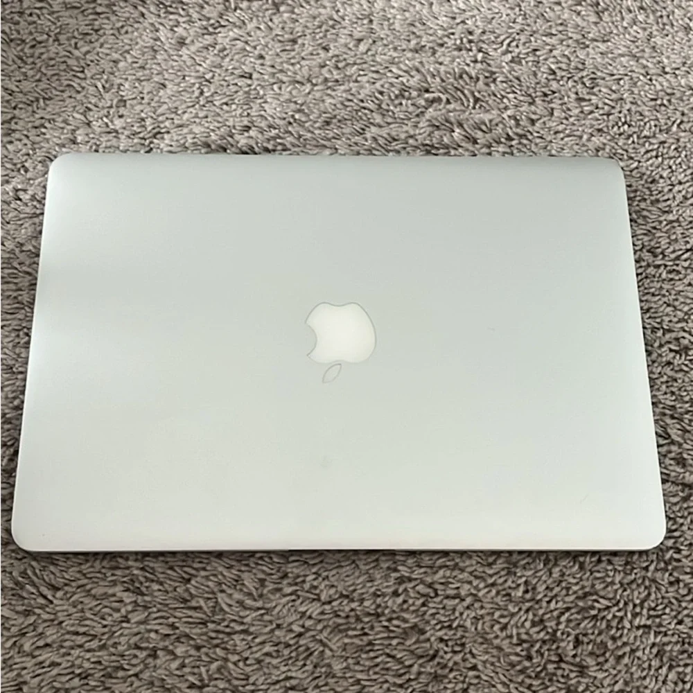 Apple MacBook Air - Silver